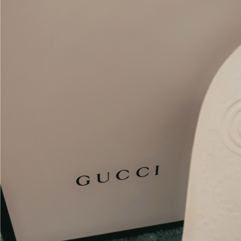 Gucci pursuit slides 7m/9w great condition - Picture 4 of 8